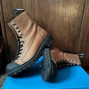 John Fluevog Boots. Men’s size 8/Womens size 10.